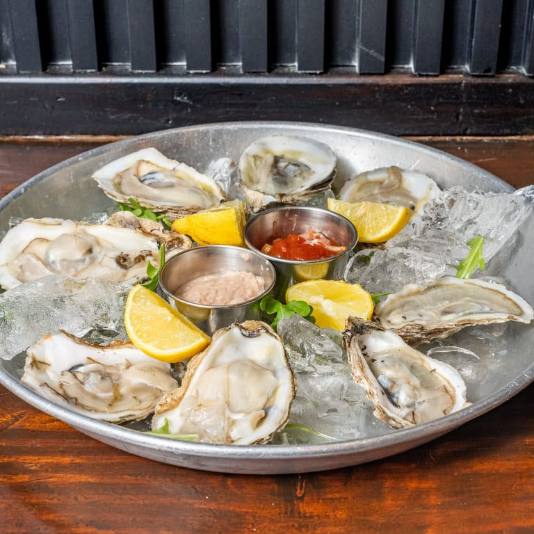 Fresh Oyster Delights: Italian, Seafood, and More