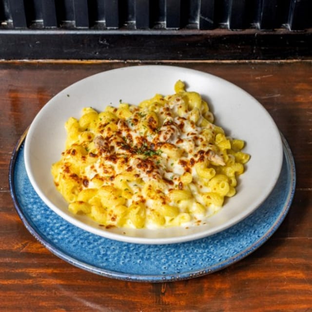 Crab Meat Mac & Cheese.