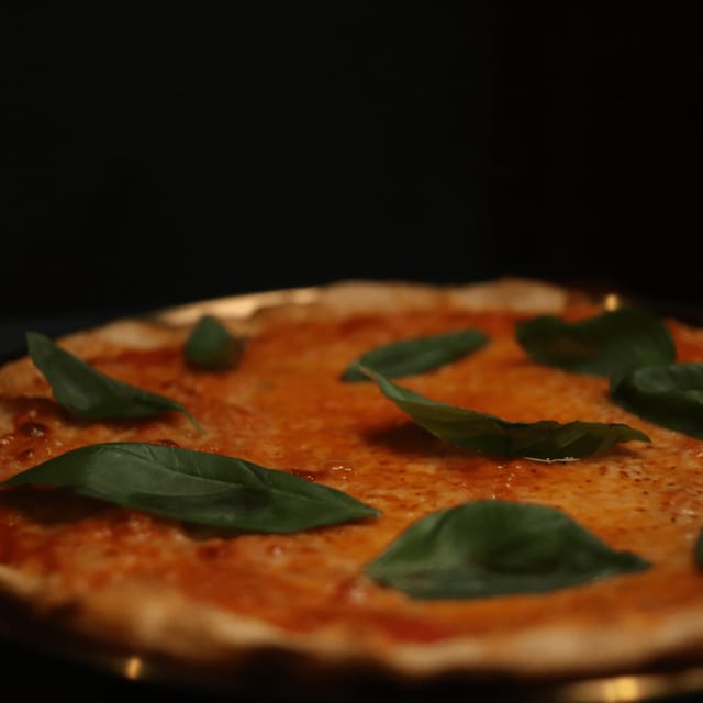Margherita Pizza.