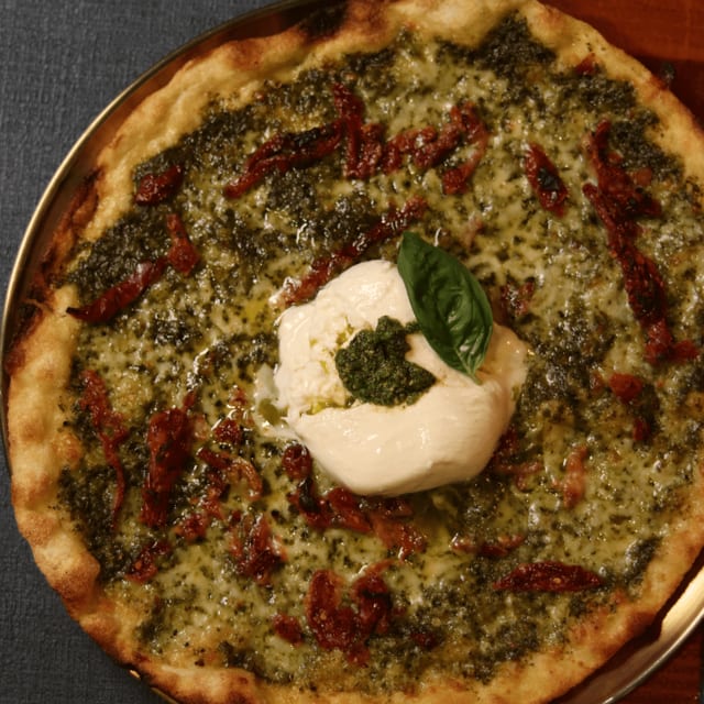 Pesto Pizza.