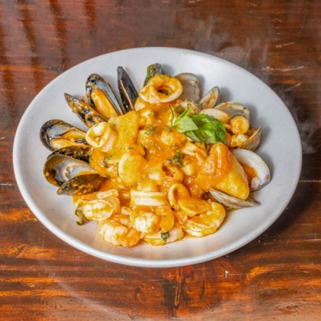 Paccheri ai Frutti di Mare.